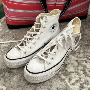 Converse Platform Hightops